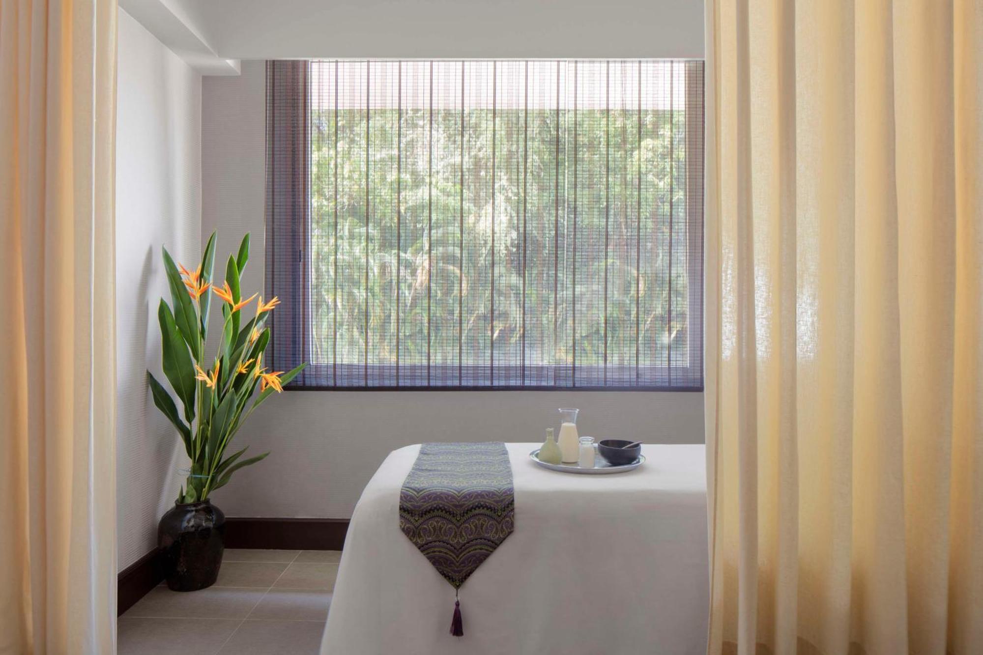 Radisson Hotel Brunei Darussalam Bandar Seri Begawan Esterno foto
